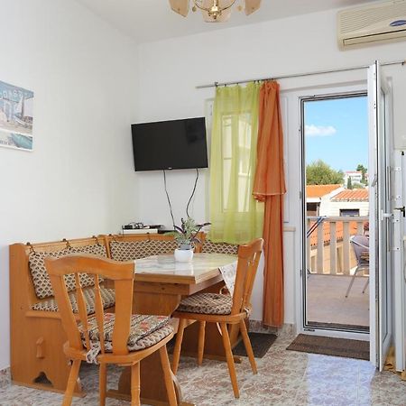 Apartments By The Sea Businci, Ciovo - 9450 Trogir Dış mekan fotoğraf