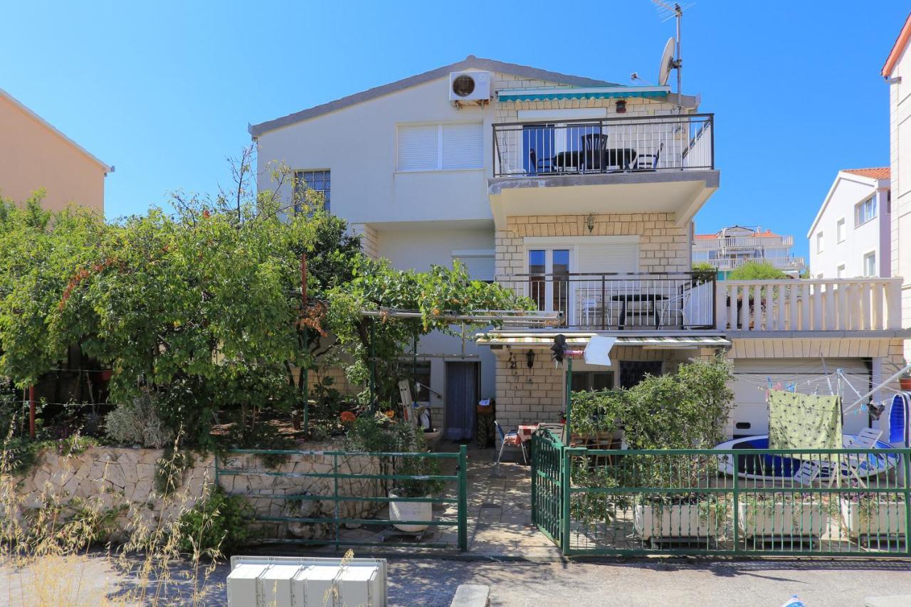 Apartments By The Sea Businci, Ciovo - 9450 Trogir Dış mekan fotoğraf