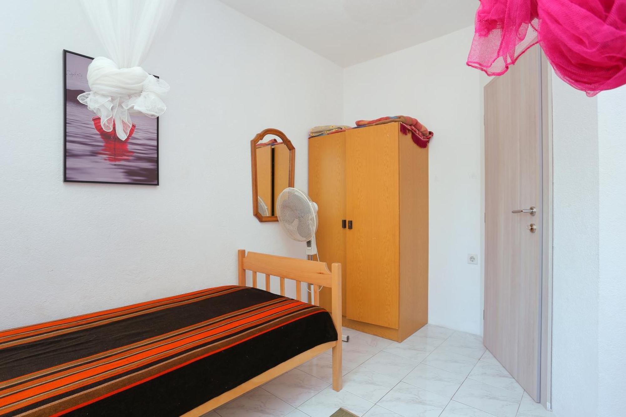 Apartments By The Sea Businci, Ciovo - 9450 Trogir Oda fotoğraf